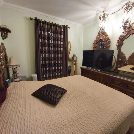 Lovely Classic Room Montreal Exterior foto